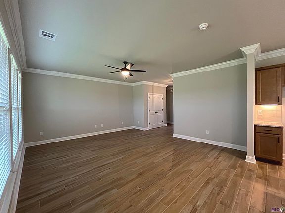4th image of 26060 Purdy Ave