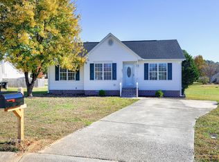 401 Oak Dare Ln, Wendell, NC 27591