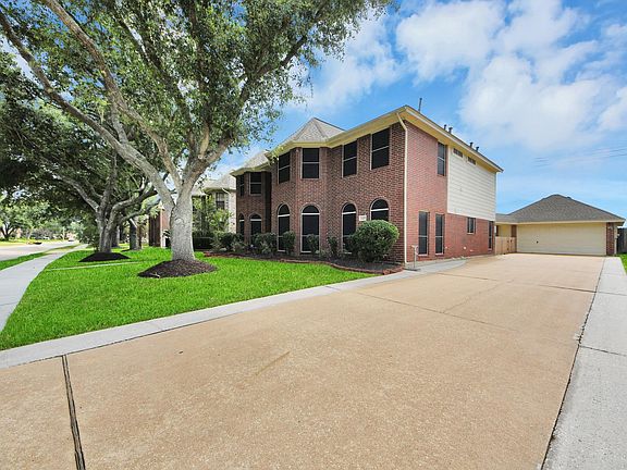 5th image of 4423 Tree Line Dr