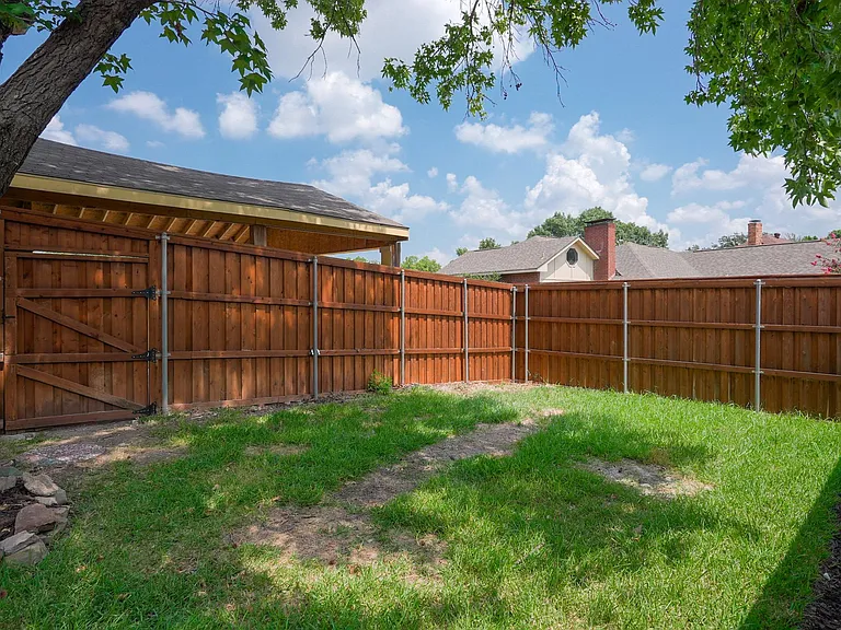 1911 Cheyenne Dr — Photo 31