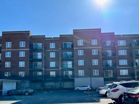 3rd image of 124 W Colfax St Unit 205