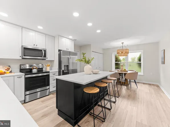 852 Woodmont Rd, Annapolis, MD 21401