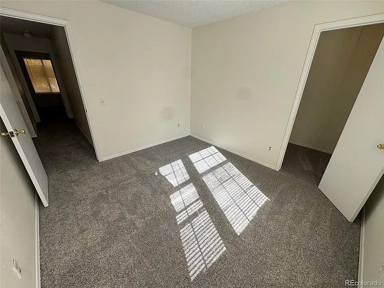 3839 S Evanston St — Photo 8