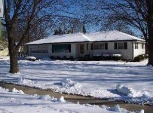 1707 Western Ave, Geneva, IL 60134