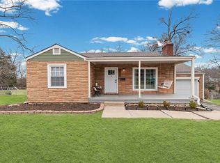 8522 W 56th Ter, Overland Park, KS 66202