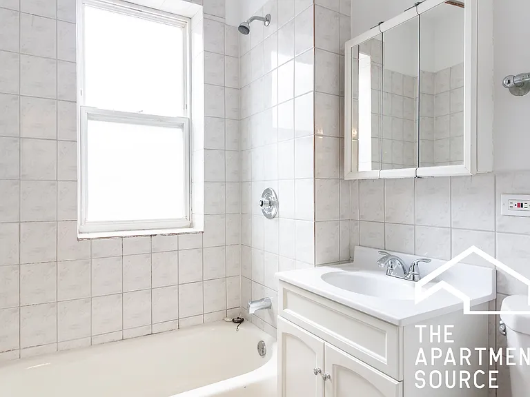 7460 N Ashland Ave #1 — Photo 7
