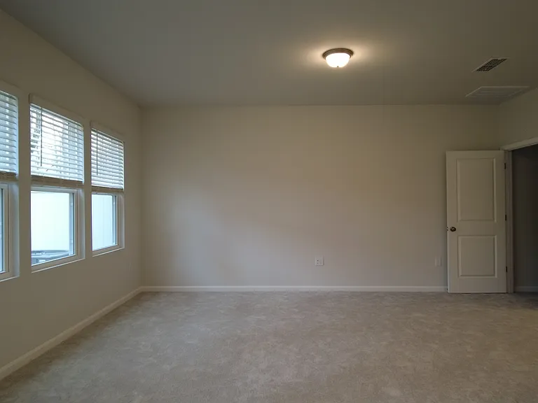 806 McKenzie Park Ter — Photo 25