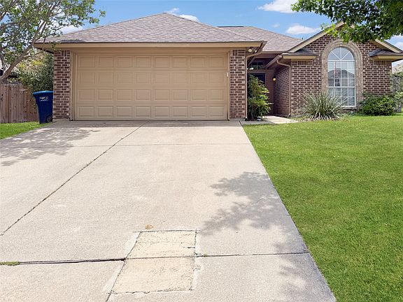 3rd image of 10257 Sunset View Dr