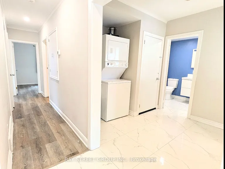 8 Storey Cres #MAIN — Photo 9