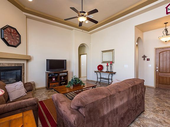 3rd image of 3854 Via Del Valle
