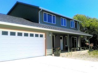 1736 NE 15th St, Lincoln City, OR 97367
