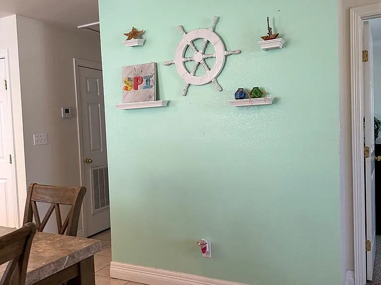 111 E Polaris Dr #7 — Photo 7