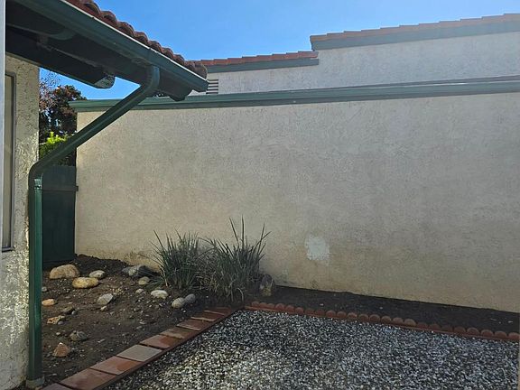 3rd image of 333 King Ct