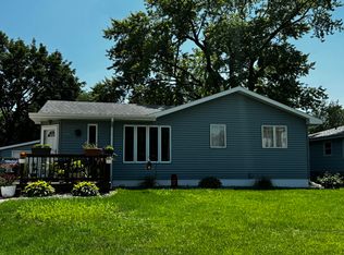 904 T Ave, Nevada, IA 50201