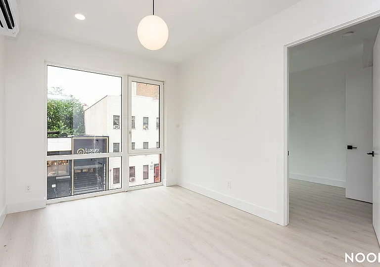 344 Lorimer St #4A — Photo 10