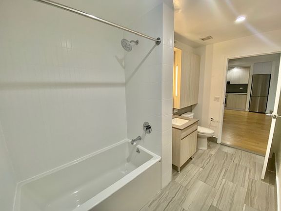 5th image of 66 Ainslie St #7B