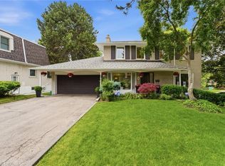 30 Blue Ridge Rd, Toronto, ON M2K 1R7