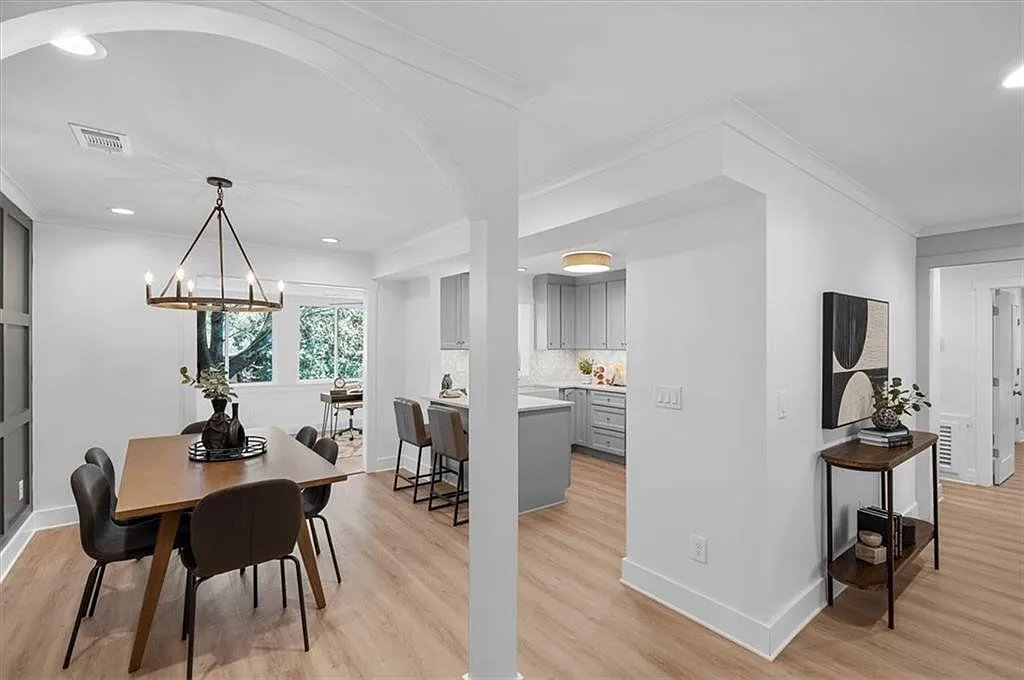 2 bed, 2.0 bath, 1163 sqft, $2,250 — Photo 1