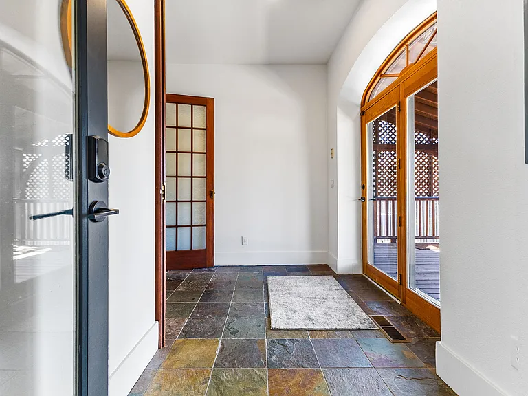 144 S Main St #200 — Photo 8