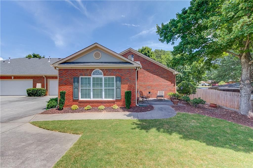 119 Holiday Rd UNIT 701, Buford, GA 30518 | Zillow