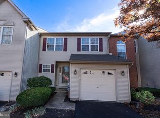 367 Hamilton Dr, Harleysville, PA 19438