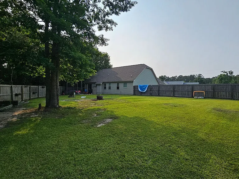 321 Murphy Dr — Photo 1