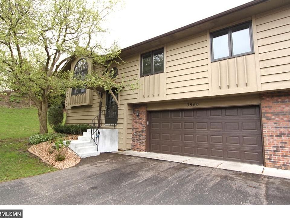 1st image of 3960 Orchid Ln N