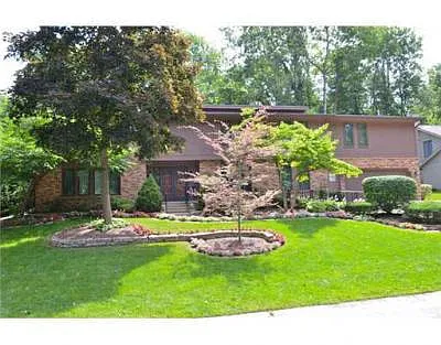 50572 Mercury Dr photo 1