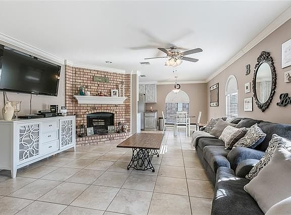 2nd image of 2228 Judy Dr