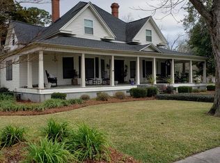 403 N Dixon St, Alma, GA 31510