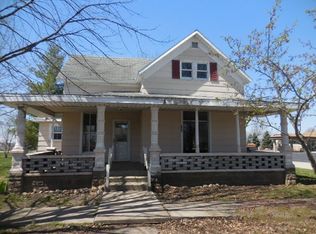 402 S Maple St, Akron, IN 46910