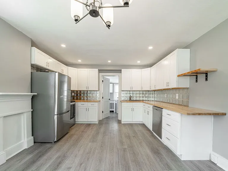 396 W Main St #2 — Photo 14
