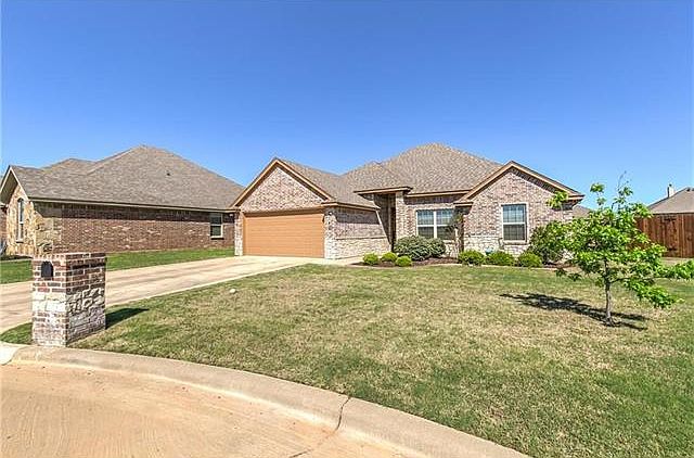 1st image of 9140 Parkview Cir