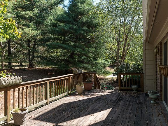 RealTourCast _ Valenti _ Willowhurst (5