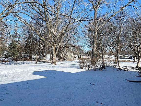 5th image of 856 Stradford Cir #15D1