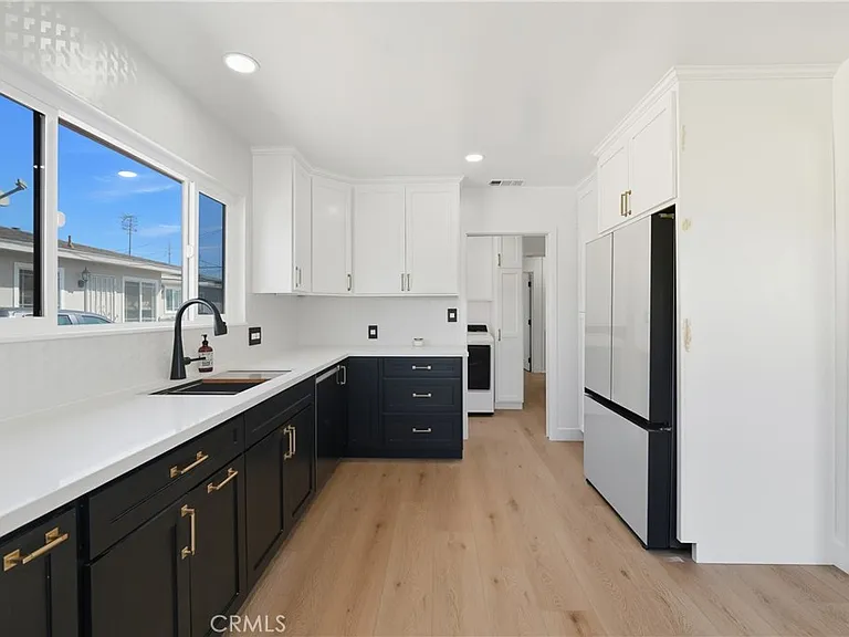 9312 S 6th Ave #9312 — Photo 3