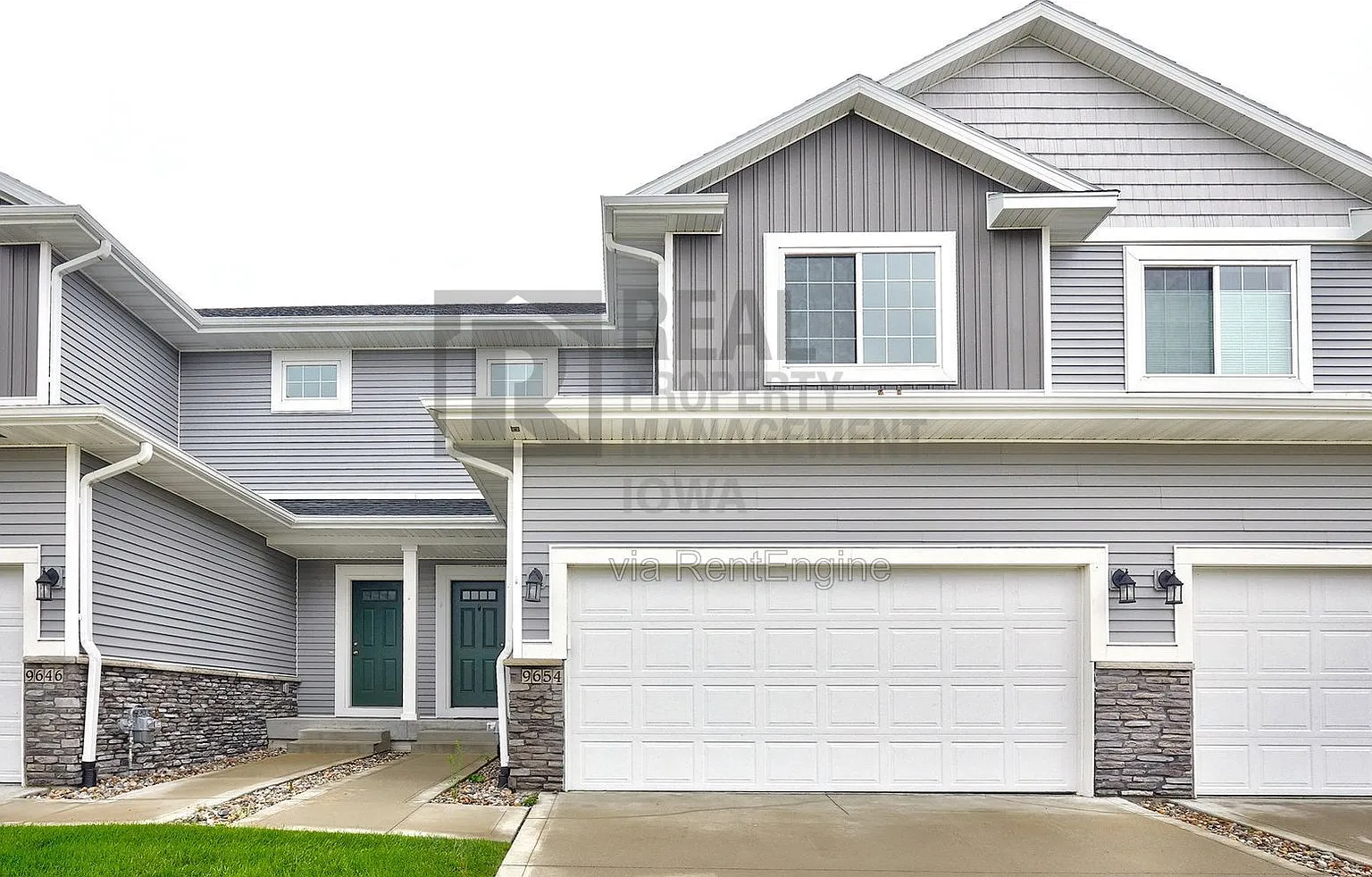 3 bed, 3.0 bath, 1470 sqft, $1,845 — Photo 1