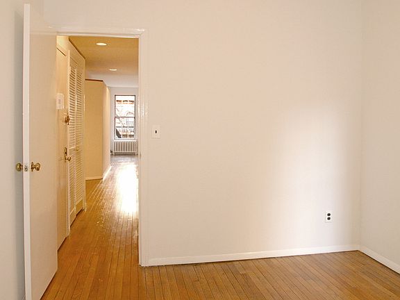 5th image of 308 E 92nd St APT 5e