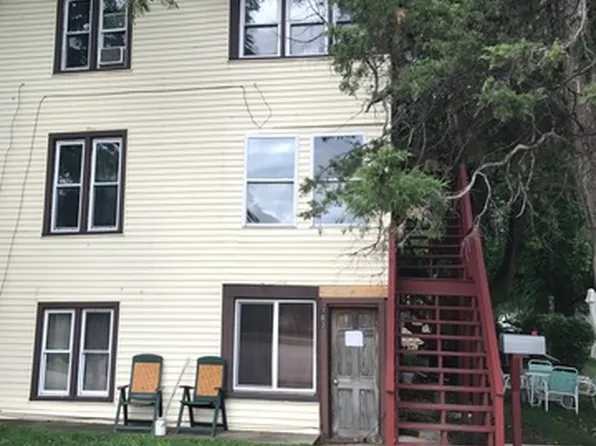 703 N Division St, Morris, IL 60450