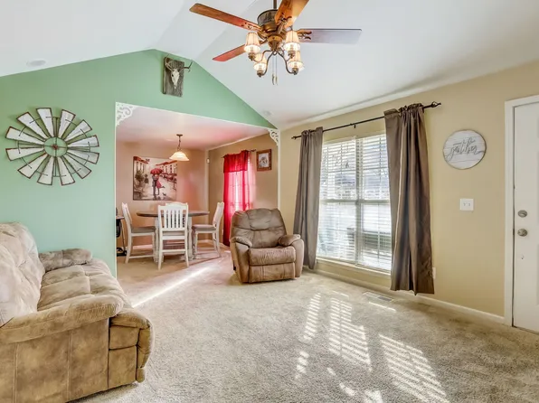 226 High Chaperal Dr, Goodlettsville, TN 37072