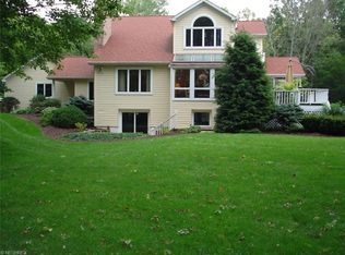 7454 Carsten Woods Ln, Medina, OH 44256