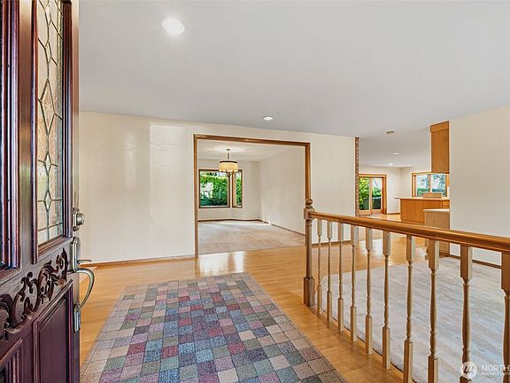 4th image of 7810 175th Street SW