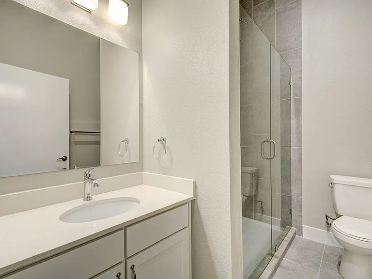 901 Shoal Cliff Ct — Photo 17