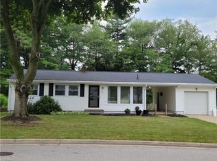 1377 Circle Hill Rd SE, North Canton, OH 44720