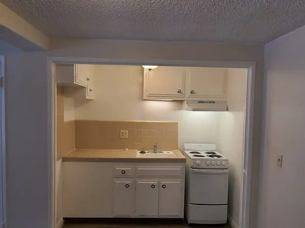 Vine St., 2005 Vine St #3, Alhambra, CA 91801