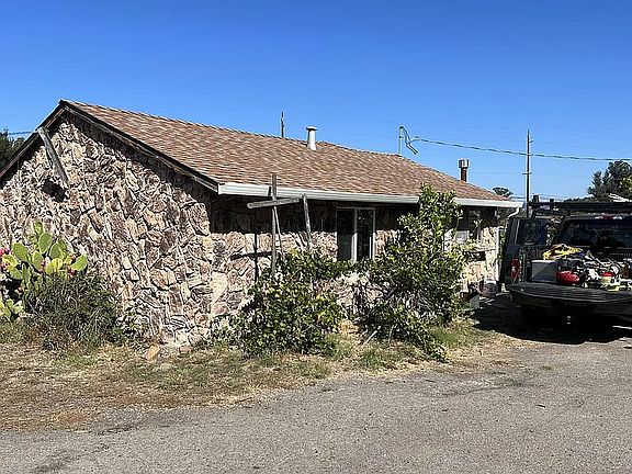 2nd image of 9290 Old Redwood Hwy #B