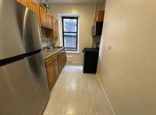 652 Soundview Ave APT 3A, Bronx, NY 10473