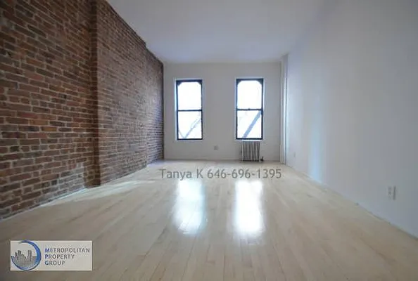 Rented by Metropolitan Property Group | media 11