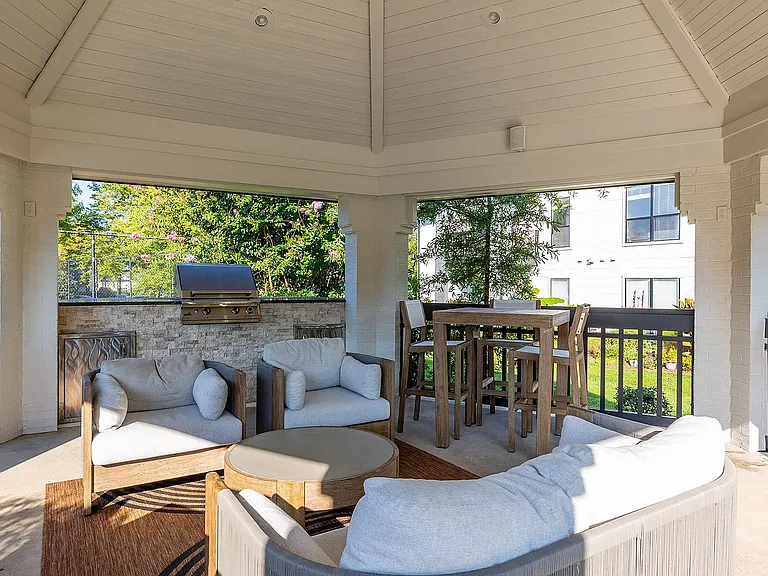 Grilling Station & Pavilion with Lounge