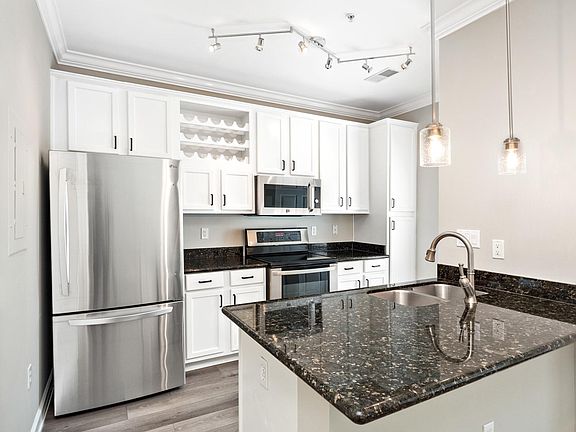 3rd image of 2624 McKnight Crossing Ct